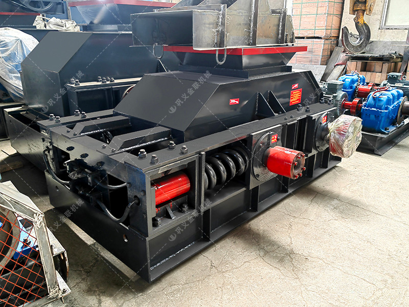 2PG86型彈簧式對(duì)輥制砂機(jī)設(shè)備發(fā)往浙江