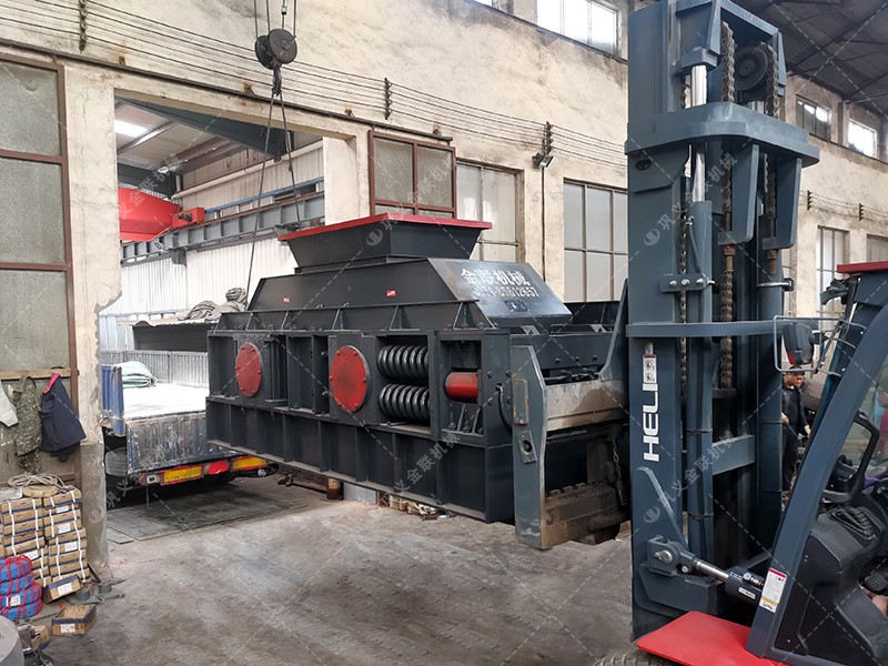 砂廠用1208型對輥破碎機制砂如何？廠家推薦