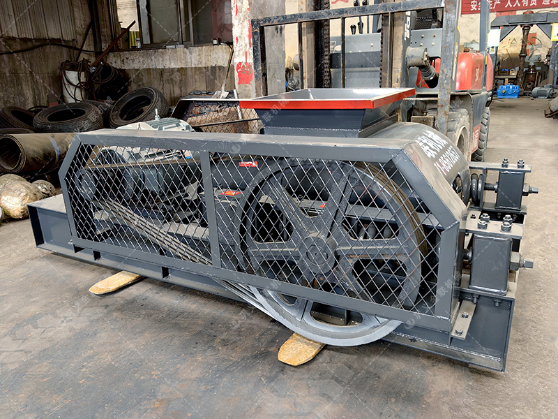 大塊煤矸石直接喂料會損壞設備？狼牙齒輥為何敢承諾'來者不拒'？